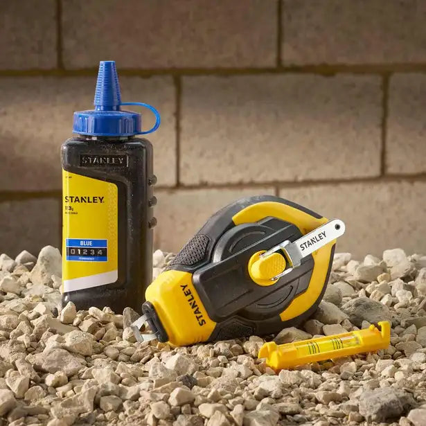 Stanley STHT47312-0 3:1 Plastic Chalk Reel with Blue Chalk & Level Kit 30m