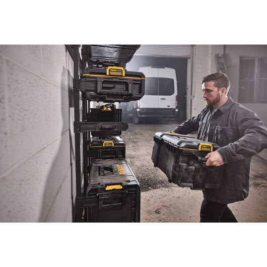 DeWalt DWST83294-1 (DS300) Medium Stackable Tool Box With 50Kg Load Capacity