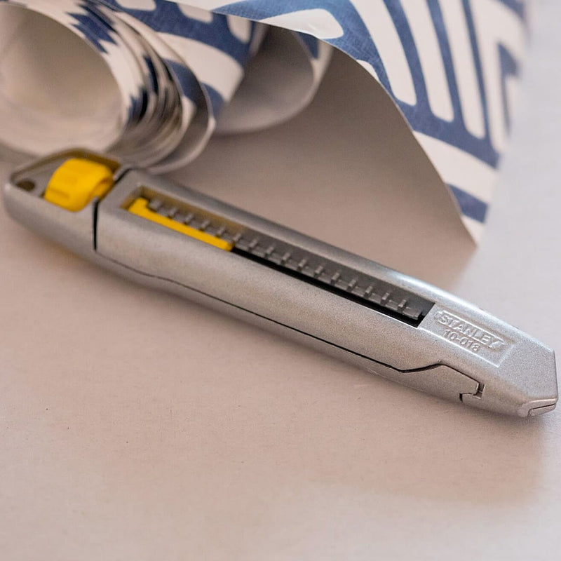 Stanley 0-10-018 Interlock Snap off Knife- 18mm