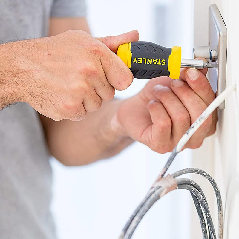 Stanley 0-66-357 Stubby Multi - Bit Screwdriver Set